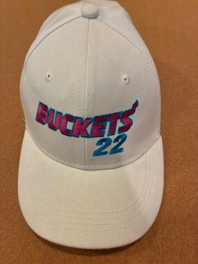 White 'BUCKETS 22' Embroidered Baseball Cap